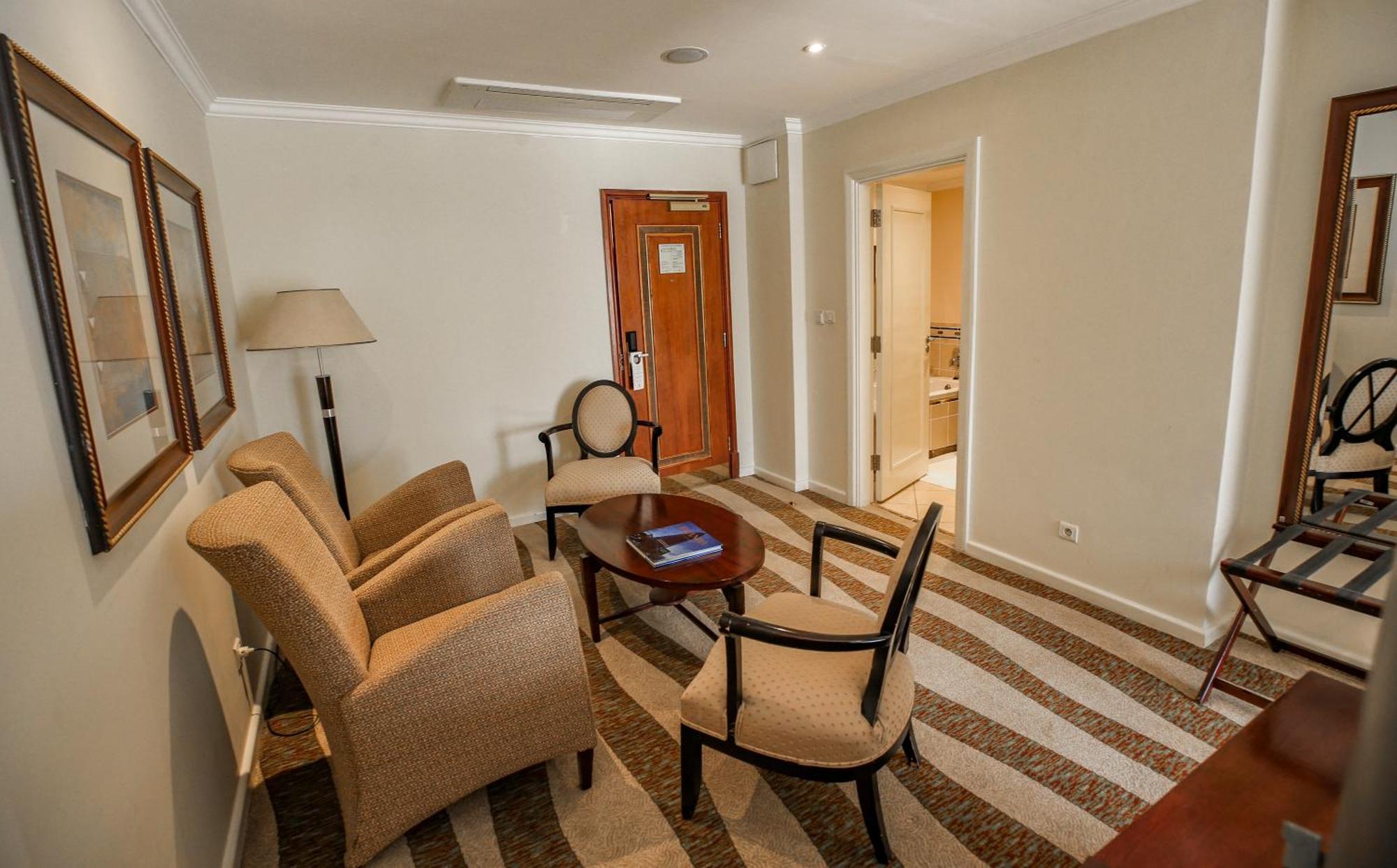 Kigali Serena Hotel Eksteriør billede